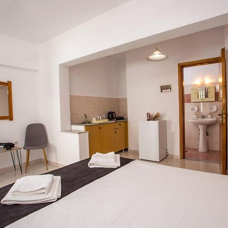 Anastasia Apartment Afandu Zewnętrze zdjęcie