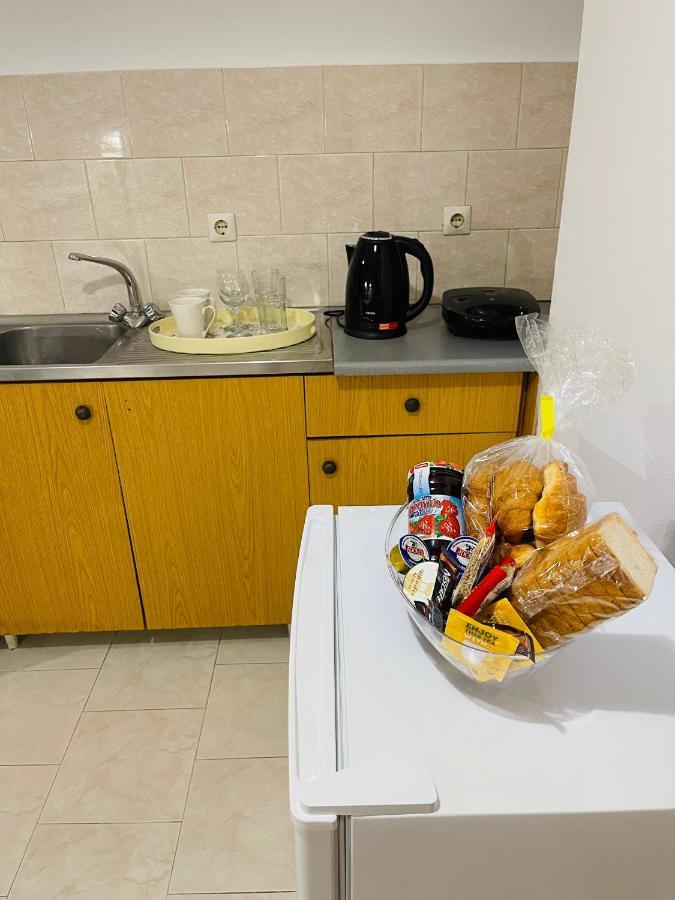Anastasia Apartment Afandu Zewnętrze zdjęcie