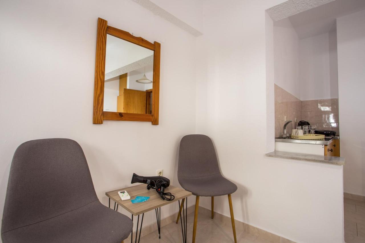 Anastasia Apartment Afandu Zewnętrze zdjęcie